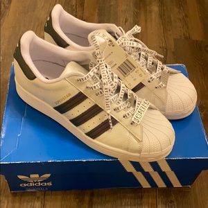 Adidas SUPERSTAR originals size 8.5